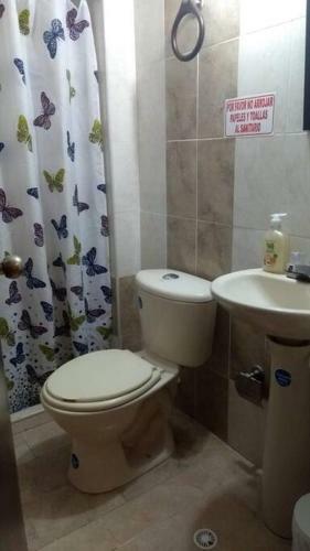 Apartamento En Condominio A 2 Cuadras Del Mar