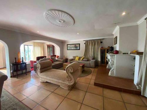 Vintage Serene Villa
