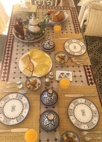 Riad Astra Damus Hotel