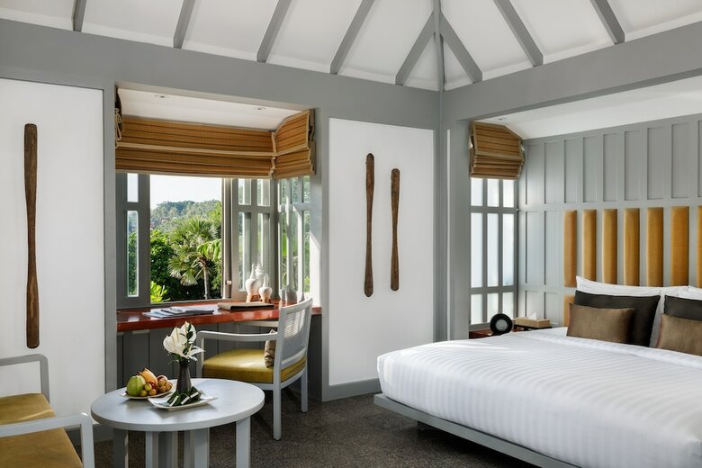 Hotel The Surin Phuket