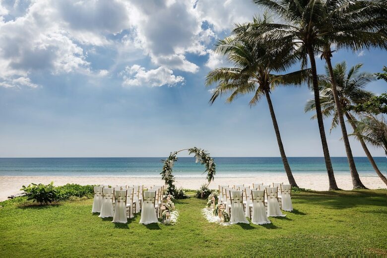 Hotel The Surin Phuket