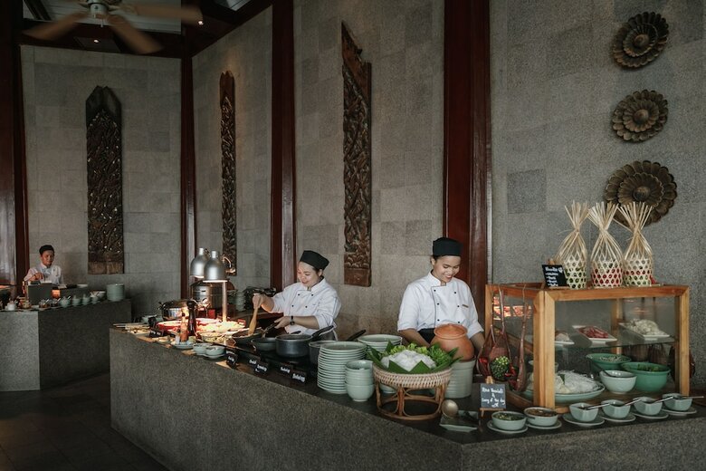 Hotel The Surin Phuket