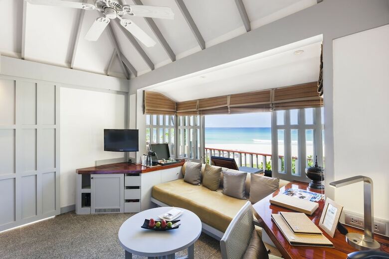 Hotel The Surin Phuket
