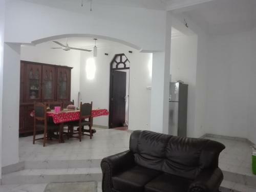 Hostal Casa Dolce - White Villa