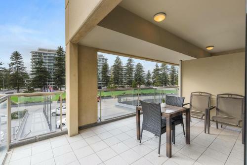 Glenelg Shores 1 Bedroom Apartment