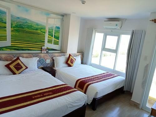 Hotel Sea View Van Da