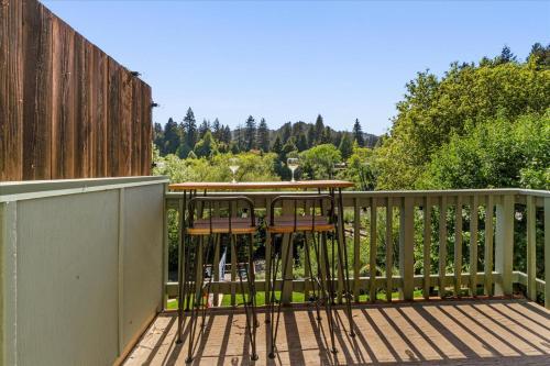Rivertopia Private Dock On River Dog Friendly Ping Pong, Volleyball & More