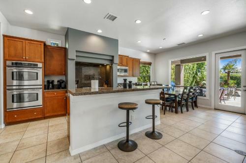 Modern Serenity Amazing Private Estate Private Pool Spa Amp Fire Pit
