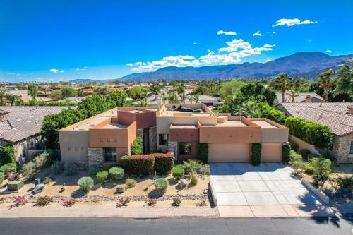 Modern Serenity Amazing Private Estate Private Pool Spa Amp Fire Pit