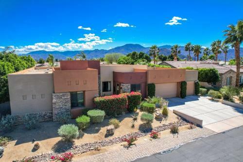 Modern Serenity Amazing Private Estate Private Pool Spa Amp Fire Pit