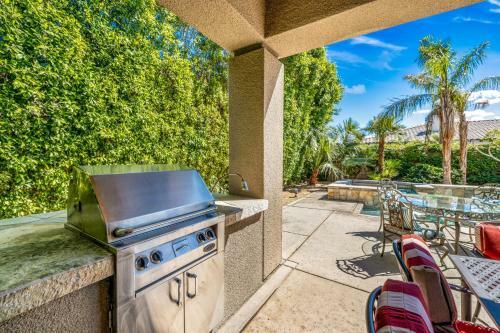 Modern Serenity Amazing Private Estate Private Pool Spa Amp Fire Pit
