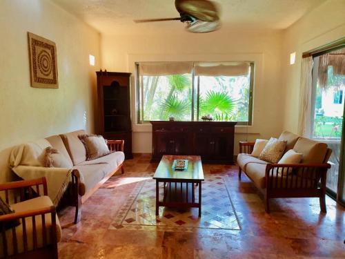Casa Alexandra 4br -10min 5ta Y Playas! Sleeps 11