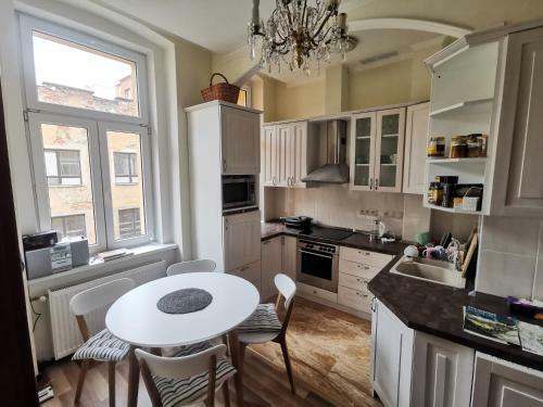 Apartamento Kr�sn� L�ze?sk� Byt U Centra Karlov�ch Var?