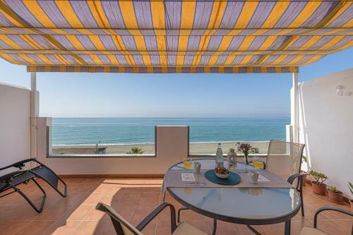 Wintowinrentals Great Apartment & 1st Line Beach