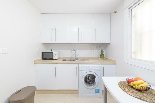 Wintowinrentals Great Apartment & 1st Line Beach