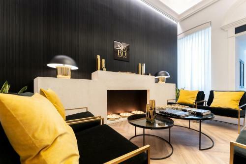 Hostal Nero Luxury Suites