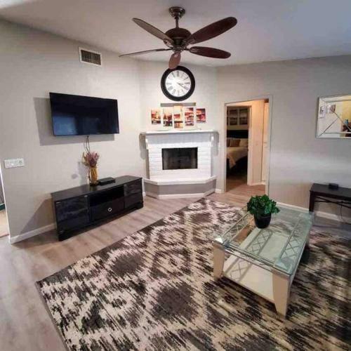 Lake Havasu Retreat W Pool Everything Nearby!