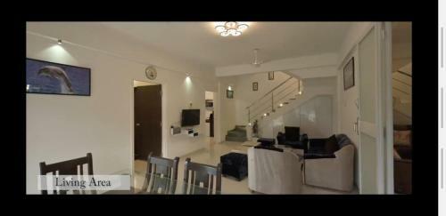 The Retreat-glasshouse 4bhk Villa