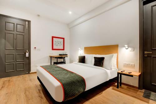 Hotel Oyo Townhouse 219, Sector 49, Gurgaon
