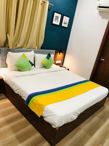 Hotel Ballfin Indore