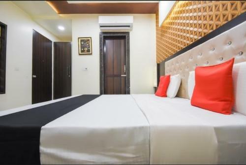 Hotel Ravi Residency