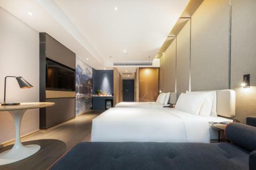 Atour Hotel Kunming Economic Development Zone