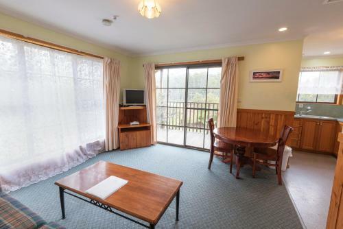 Hotel Cradle Getaway Cottages