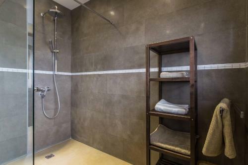 Fabulous Dasiri Townhouse With 5 Bedrooms