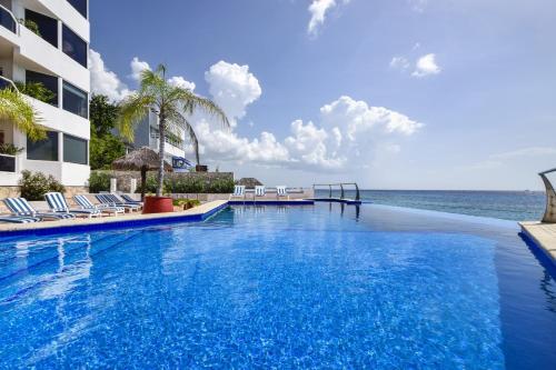 Apartamento Stunning 3 Bdrm Oceanfront Condo With Great Views Czpds5s