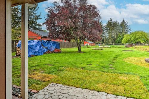 Dog-friendly Crescent City Home Near Redwoods