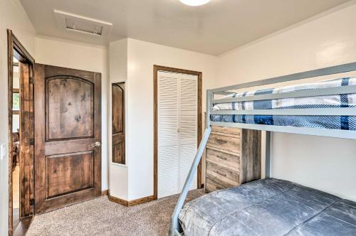 Dog-friendly Crescent City Home Near Redwoods
