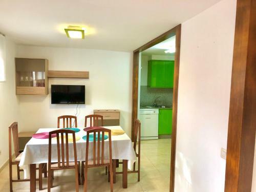 Apartamento Long�n, Completo Alojamiento Cerca de La Playa