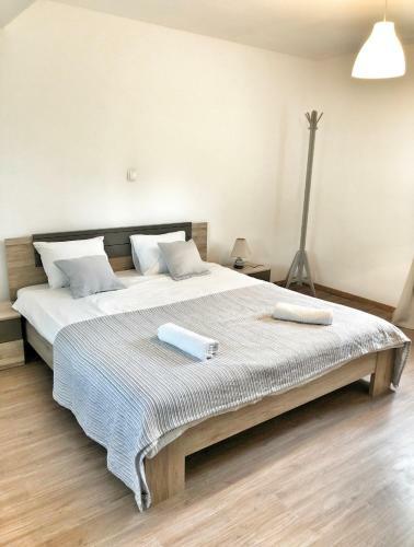 Apartamento House Demaro