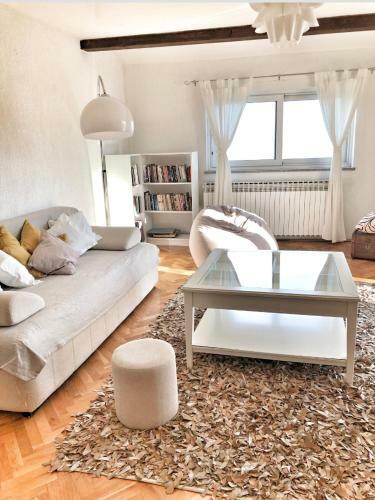 Apartamento House Demaro