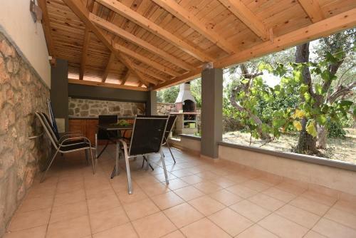 House Lovre In Murter