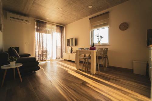 Apartamentos Enjoy Green, App With Large Swimming Pool