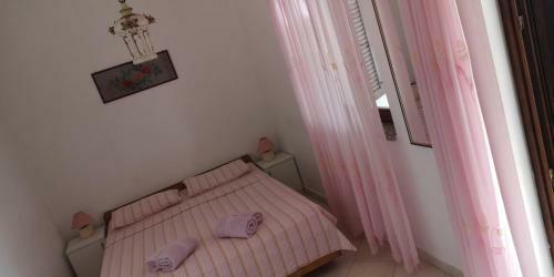 Stunning View 1-bed Apartment In Premantura