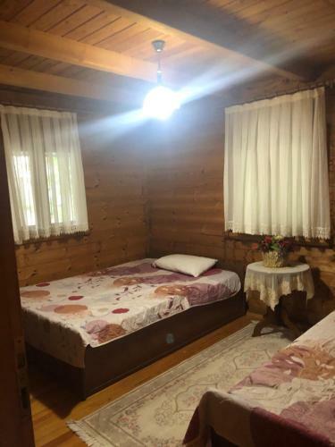 Bu?ra Evi