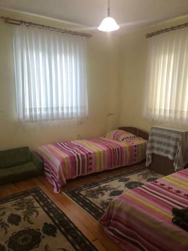 Bu?ra Evi