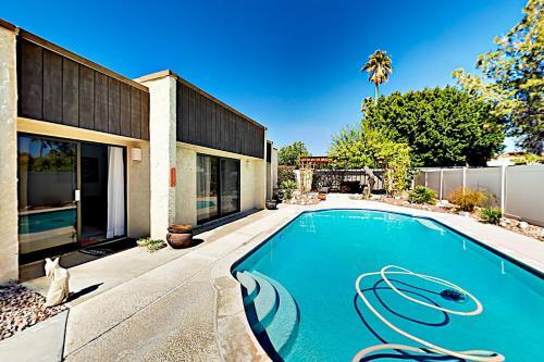 North Hermosa Escape