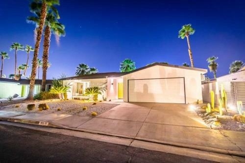 Utopic Villa - Sunset - Pool + Game Room