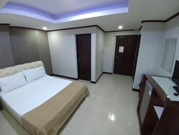 Pj Inn Hotel