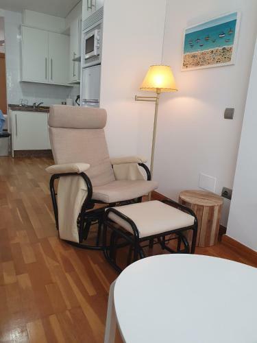 Cozy Cala Apartment
