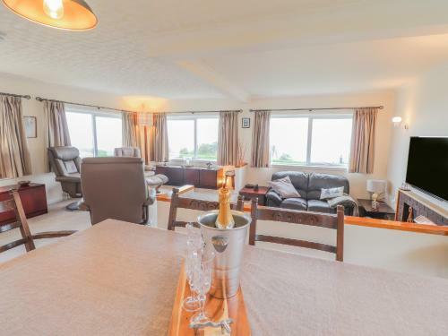 Aelwyd Y Don