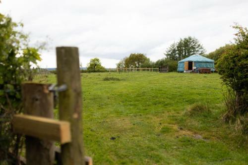 Pass The Keys Yurt From The Madding Crowd - Unique Glamping Break