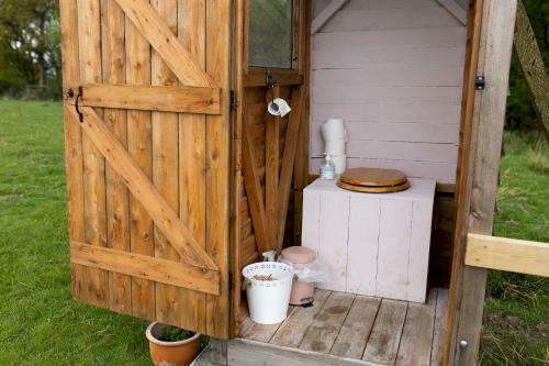 Pass The Keys Yurt From The Madding Crowd - Unique Glamping Break