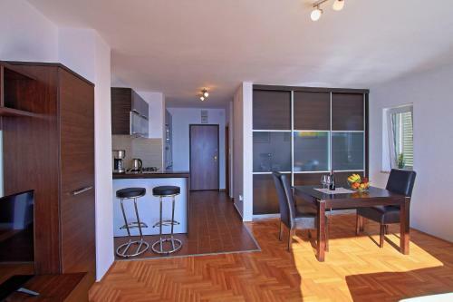 Studio Apartman Luka