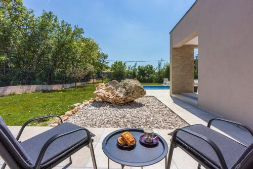 Villa Deluxe