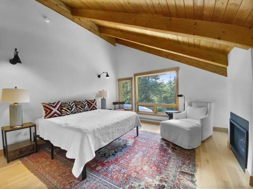 Foxtail Trail Home