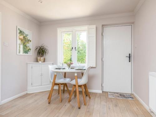 Apartamento Pass The Keys Charming Annexe Attached To Thatched Cottage